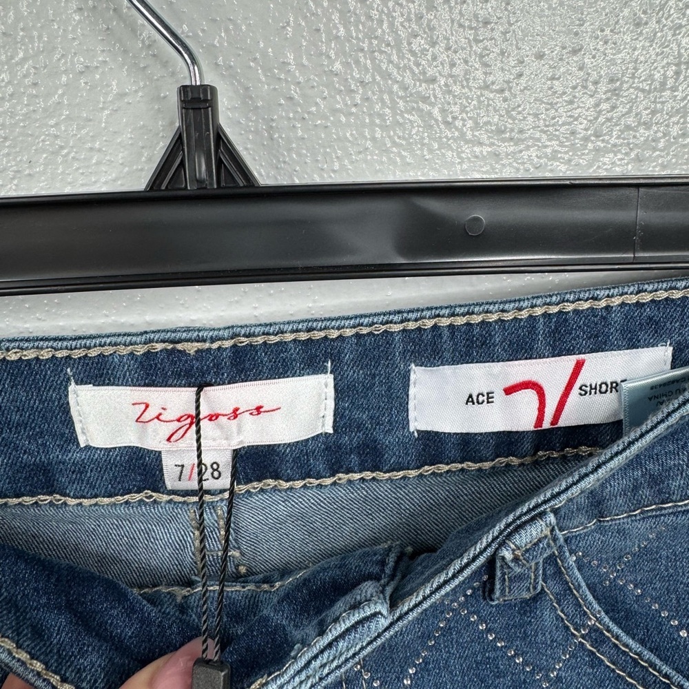 Vigoss High Rise Denim Ace Shorts Womens Size 7/28 Medium Wash Rhinestones - Picture 5 of 9